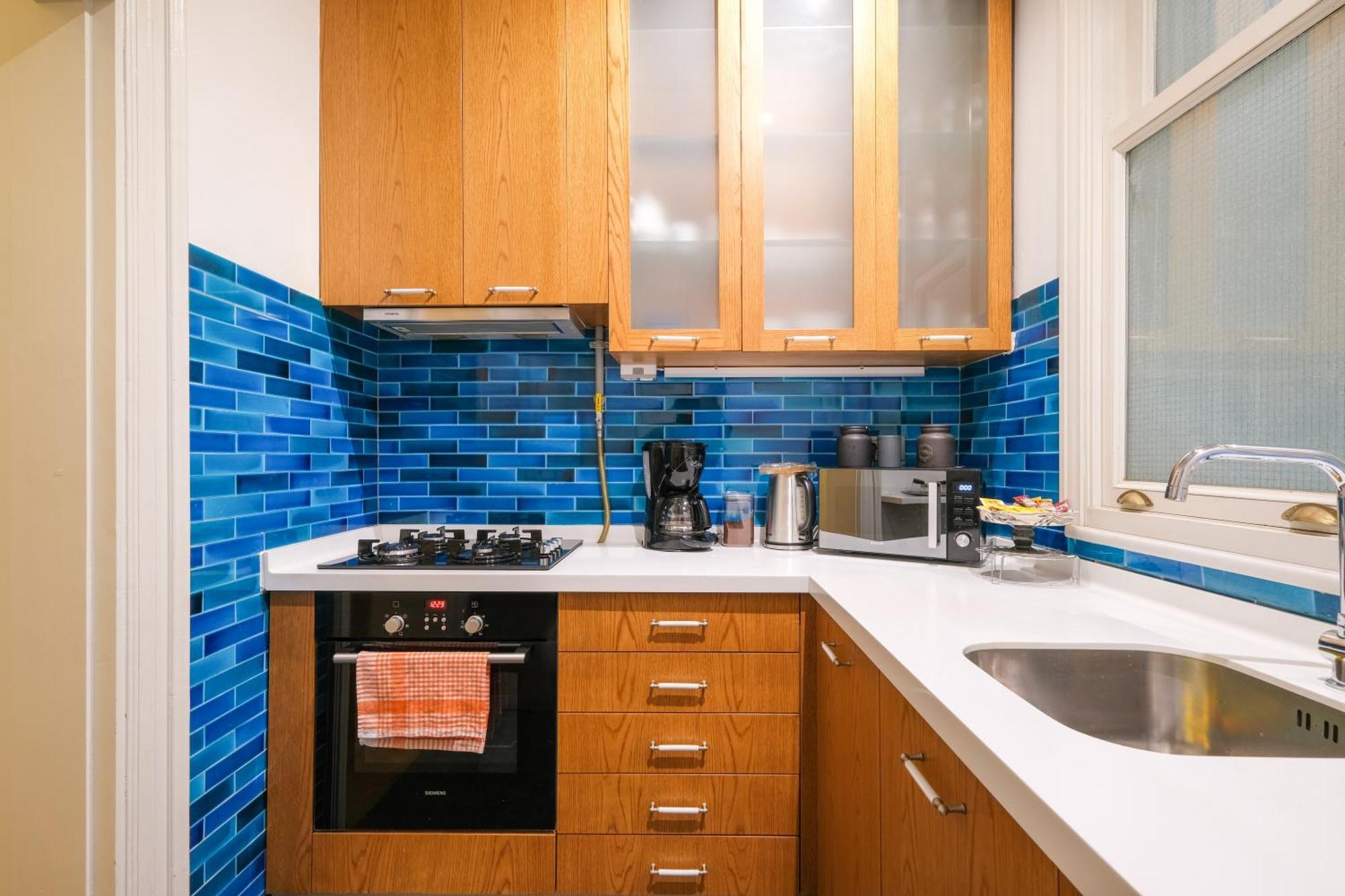 Casas Con Fresco - Stunning Spacious In Prime Location Istanbul